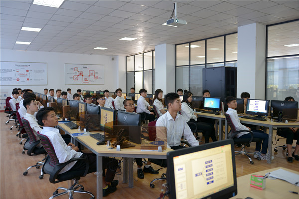 山東工程職業(yè)技術(shù)大學(xué)本科專業(yè)介紹(九)--軟件工程 聚焦山東軟件開發(fā)，培養(yǎng)應(yīng)用型技術(shù)人才